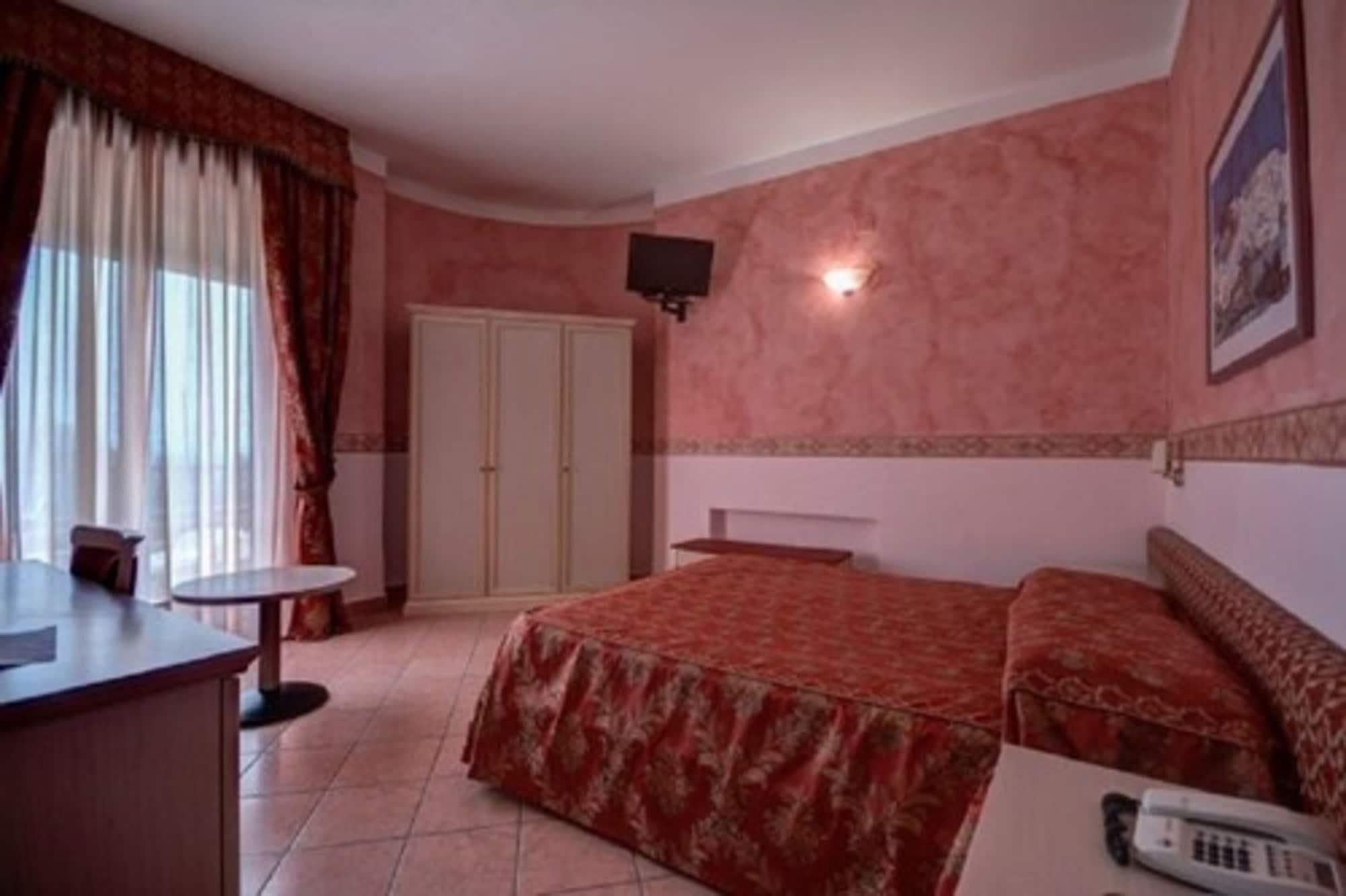 America 4* Marina di Camerota