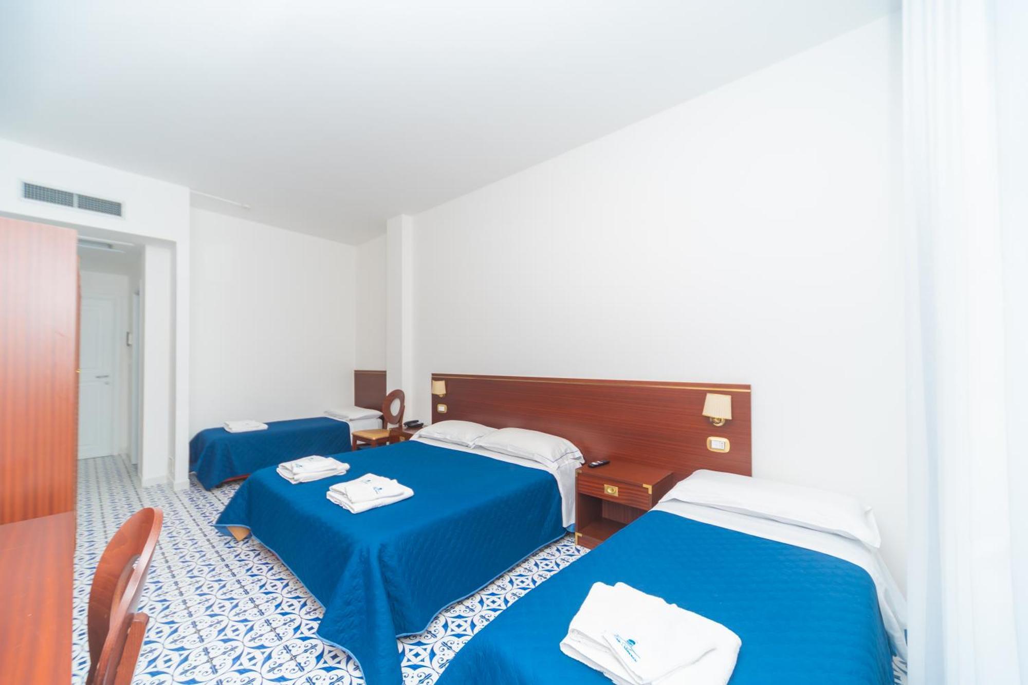 America 4* Marina di Camerota